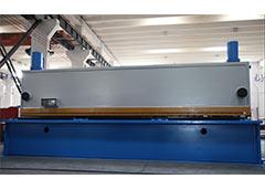qc11y-6000液压闸式剪板机